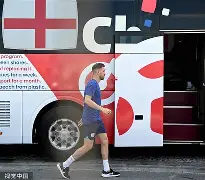 实时比分-利物浦无缘决赛，遗憾告别四强之旅 